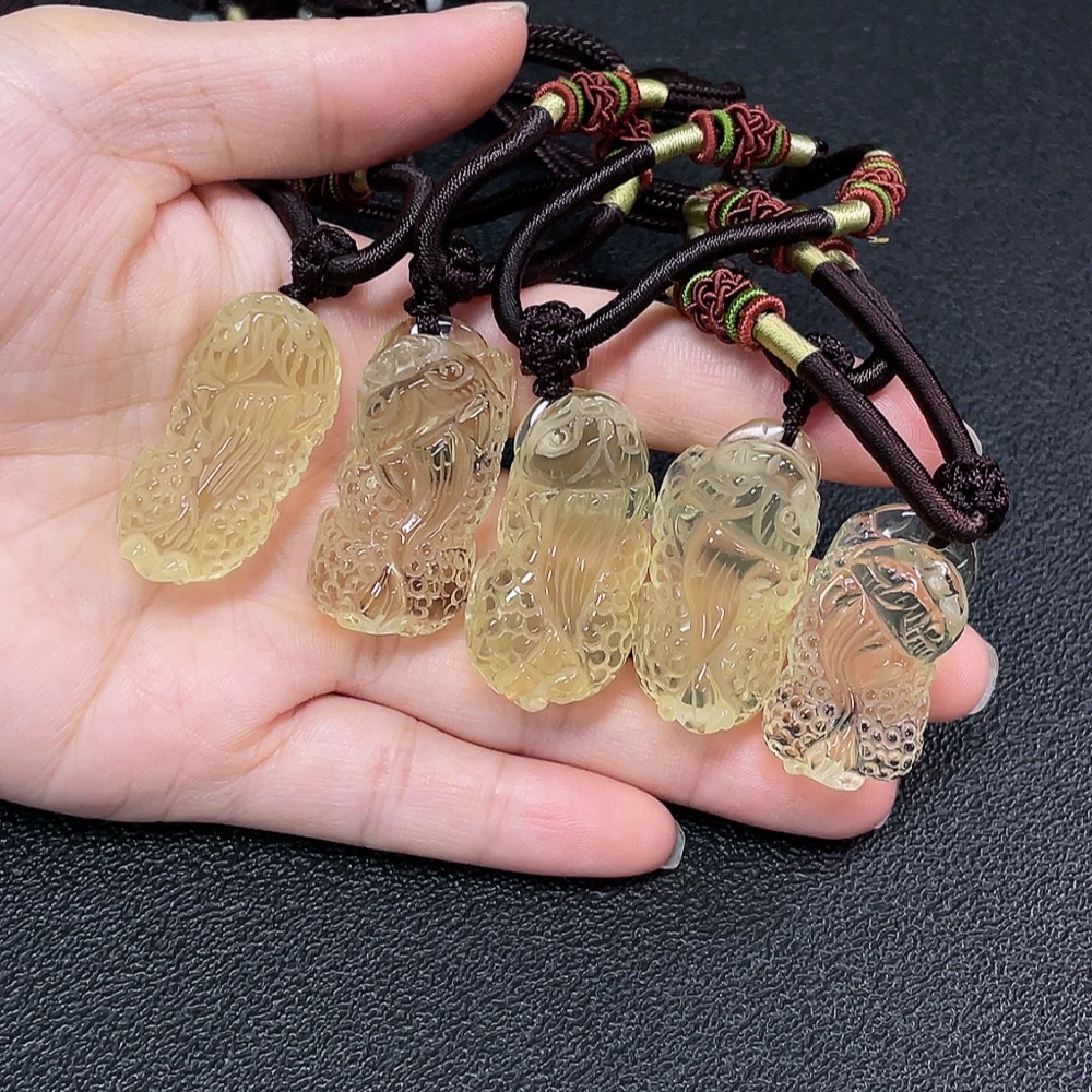 C34989325 Crystal Pendant Total Weight Approx. 84.26g with Rope Sell as a Lot