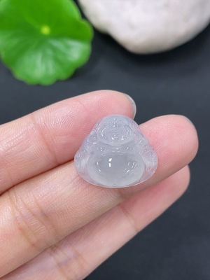 F42964170 翡翠挂件佛公 货品总约重2.42g