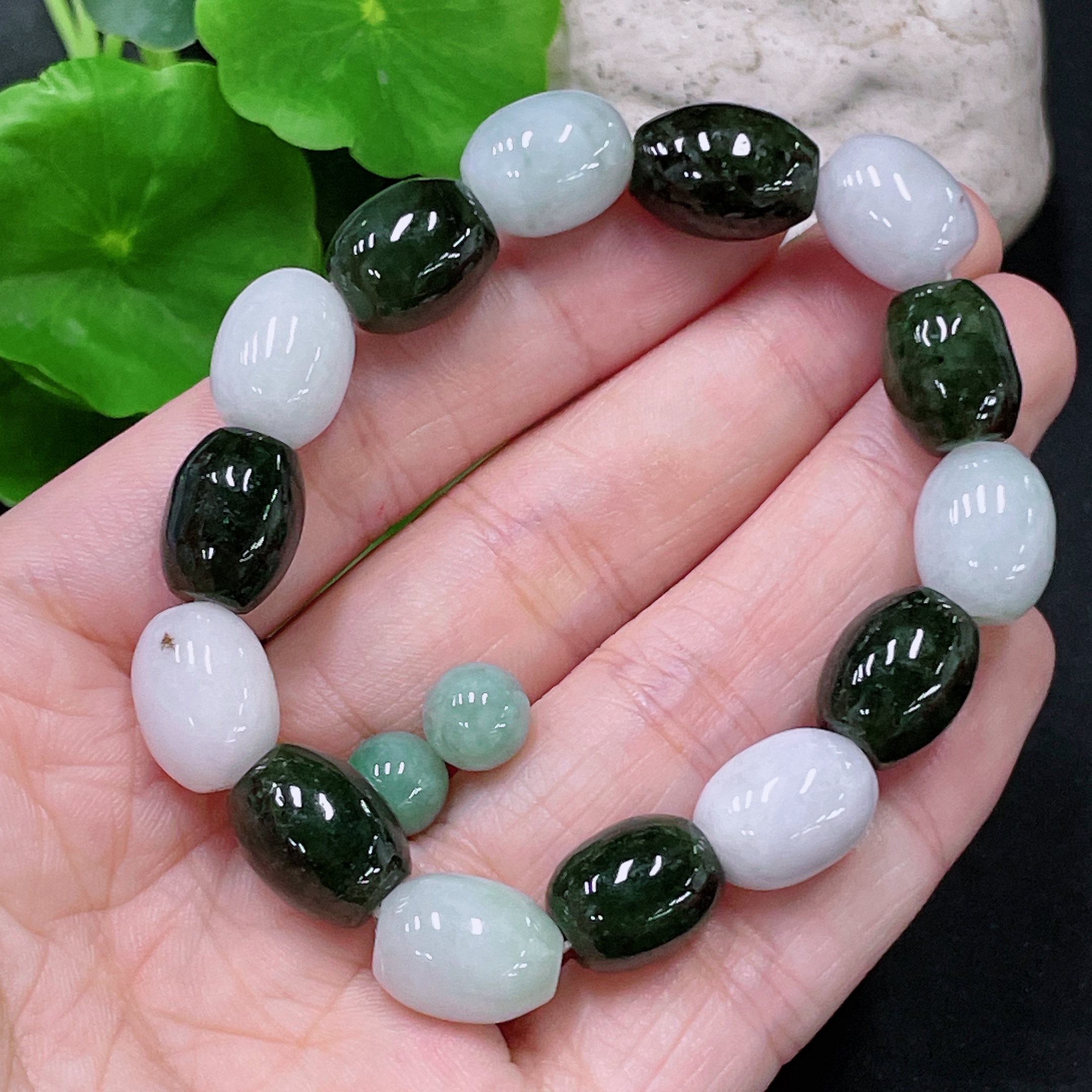 F33943530 Jadeite Bracelet + Beads Approx. 10.4mm