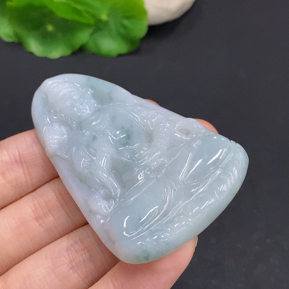 F32792489 Jadeite Guanyin Pendant Total Weight Approx. 40g