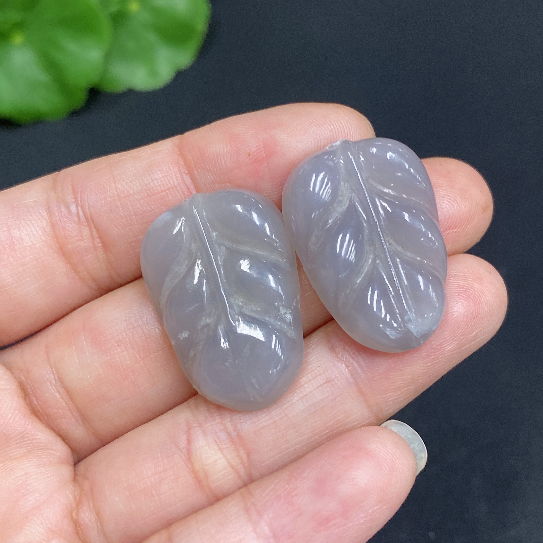 H34985634 Hetian Jade Pendant Leaf Total Weight Approx. 9.3g