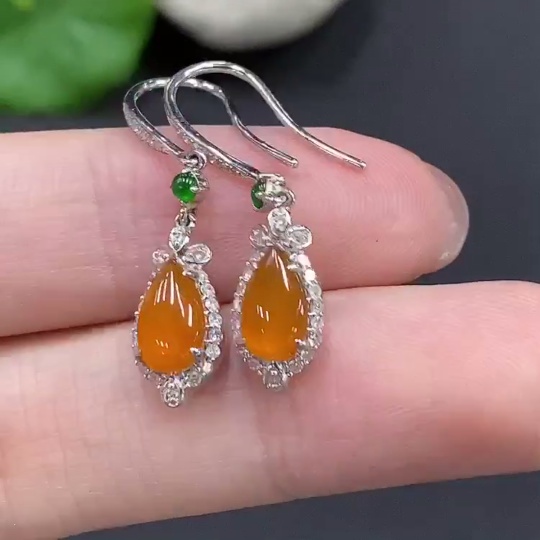 F16753717 Jadeite Cabochon Earrings Set in 18K Gold, Total Weight 2.4g