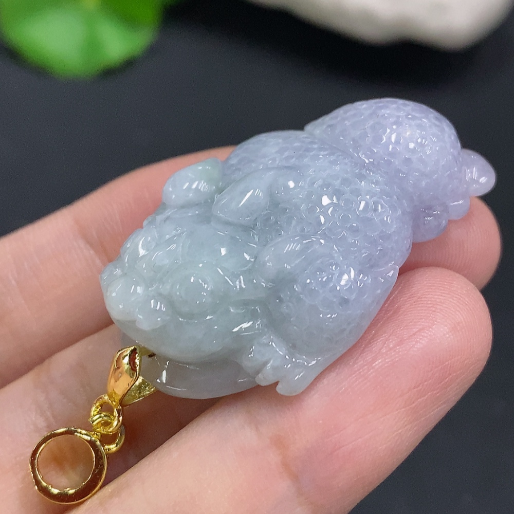 F26036233 Jadeite Three-legged Golden Toad Pendant Non-gold Inlaid Total Weight About 21g