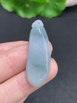 F34968567 Jadeite Fu Gua Pendant, Total Weight Approximately 4.4g