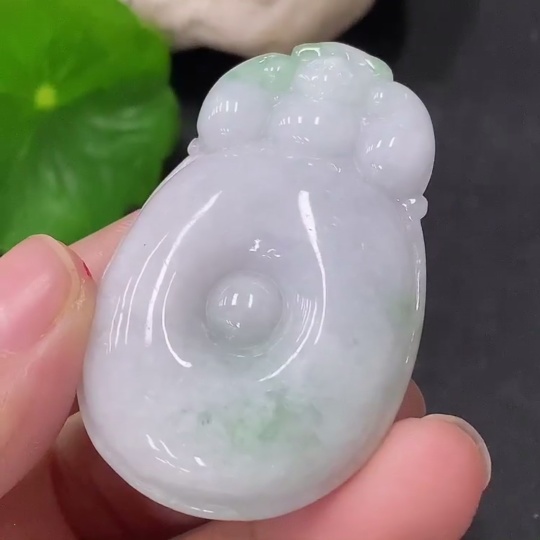 F33887098 Jadeite Pendant Fu Bei, Total Weight Approx. 20.16g