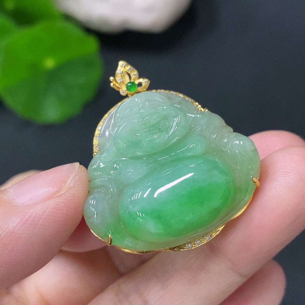 F31588644 Jadeite Buddha Pendant with 18K Gold and Diamond Accents, Total Weight Approx. 7.37g