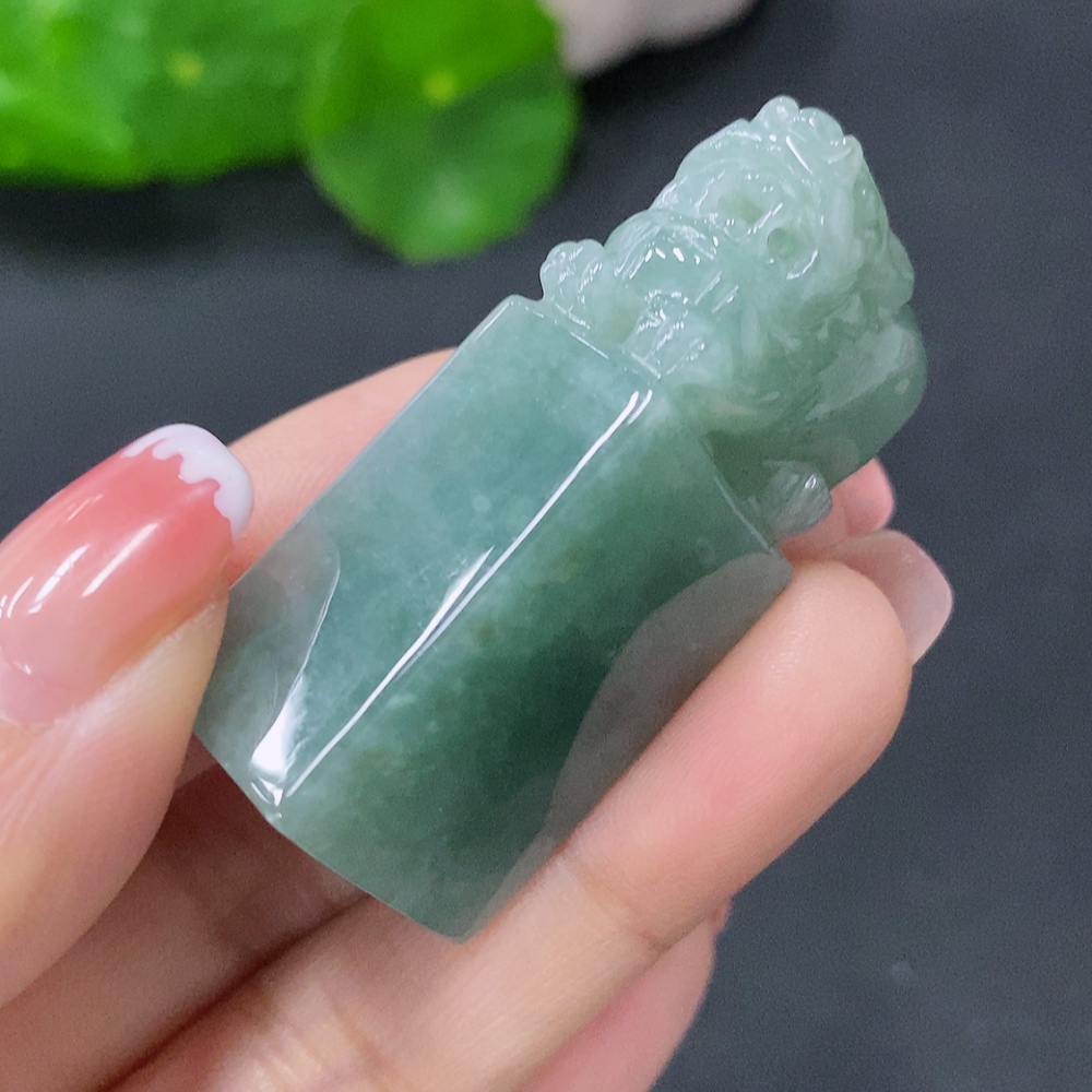F27090573 Jadeite Pi Xiu Seal, Total Weight Approx. 30.27g