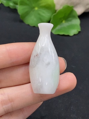 F32788094 Jadeite Pendant Vase Total Weight Approx. 18.82g