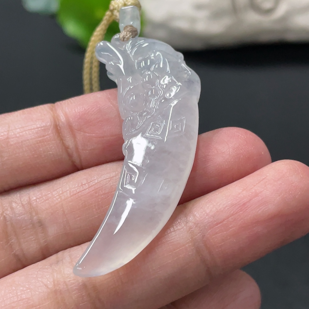 F33936075 Jadeite Dragon Tooth Pendant Total Weight Approx. 8.34g