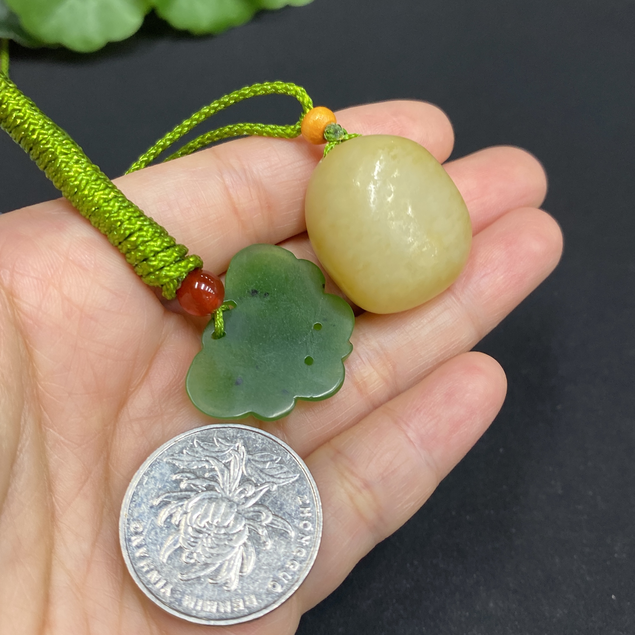 H31602537 Hetian Jade Pendant