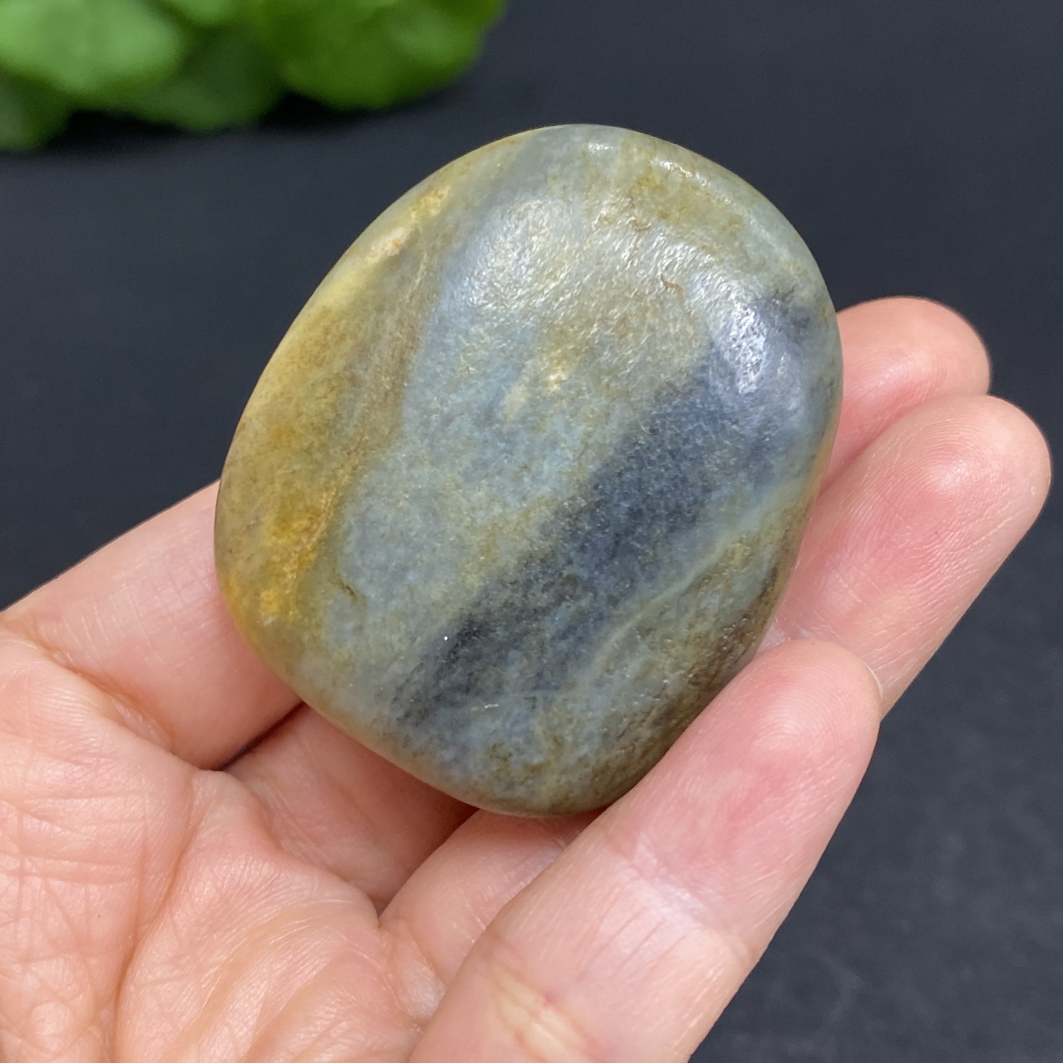 H29375711 Hetian Jade Pendant - Ten Thousand Buddha Grotto - Undetermined Skin Color Origin - Contains Other Mineral Components - Total Weight Approximately 54.2g