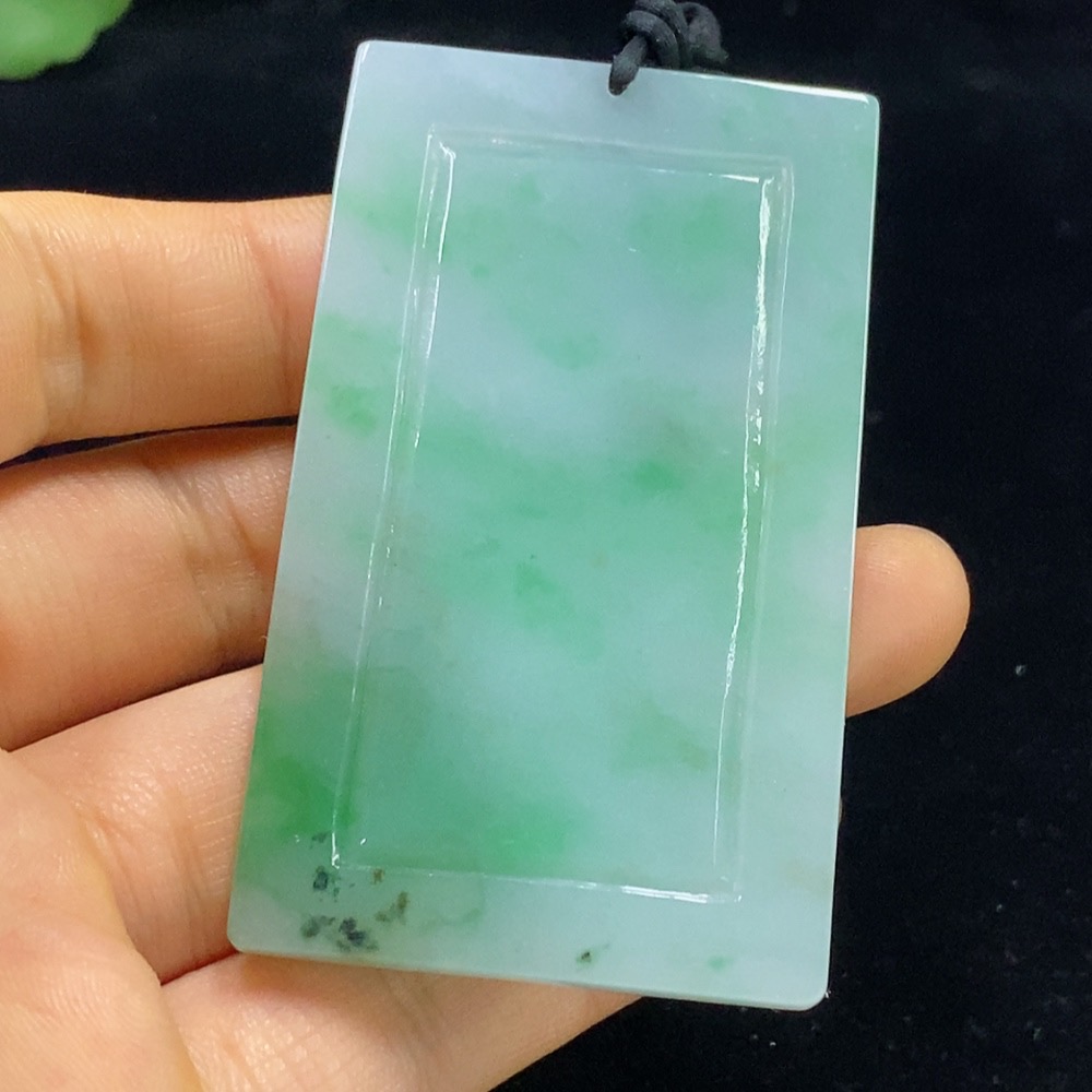 F34025470 Jadeite Guanyin Pendant Total Weight Approx. 40.59g (Including Rope Weight)