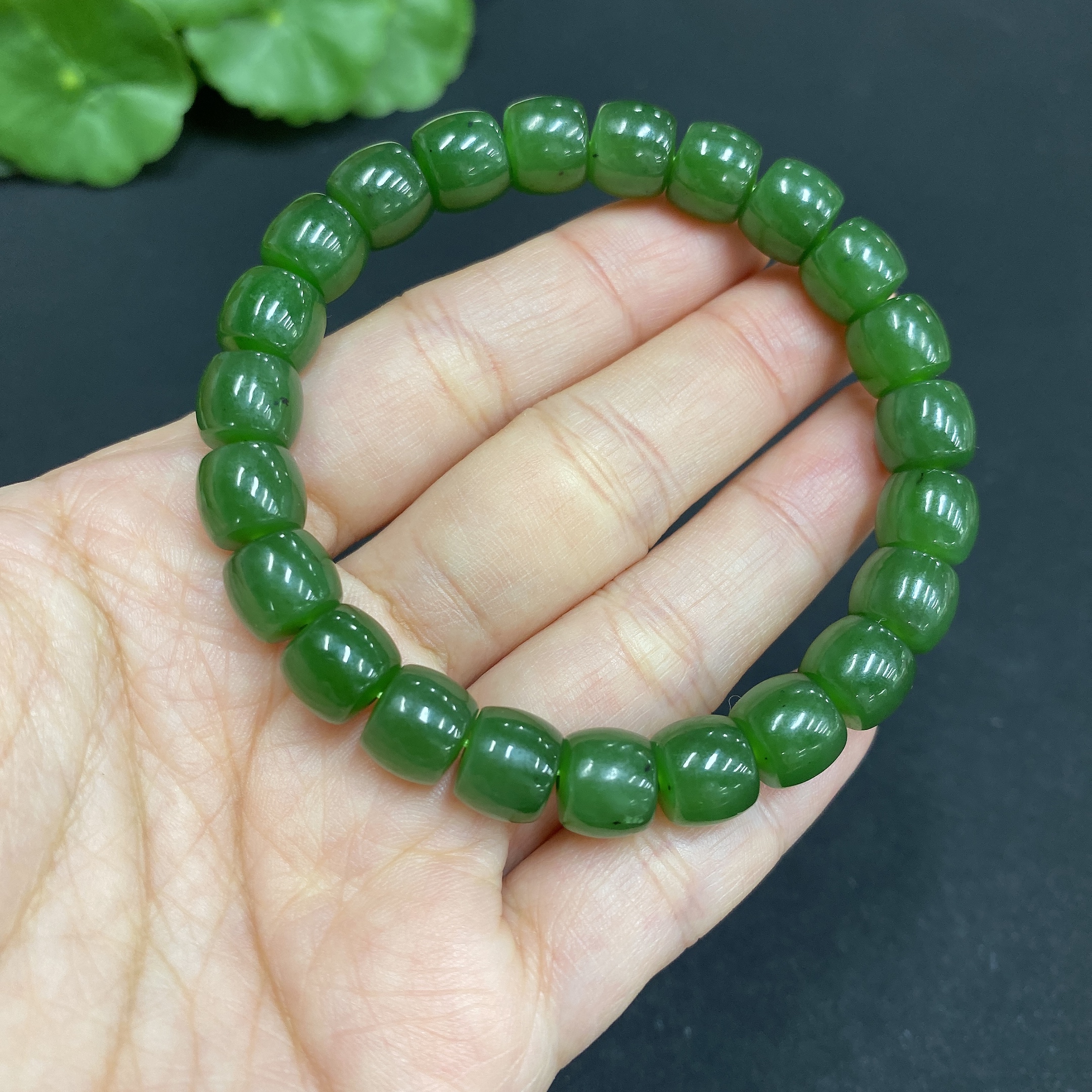 H34014846 Hetian Jade Jasper Bracelet Approx. 8.6 mm Total Weight Approx. 27.1g
