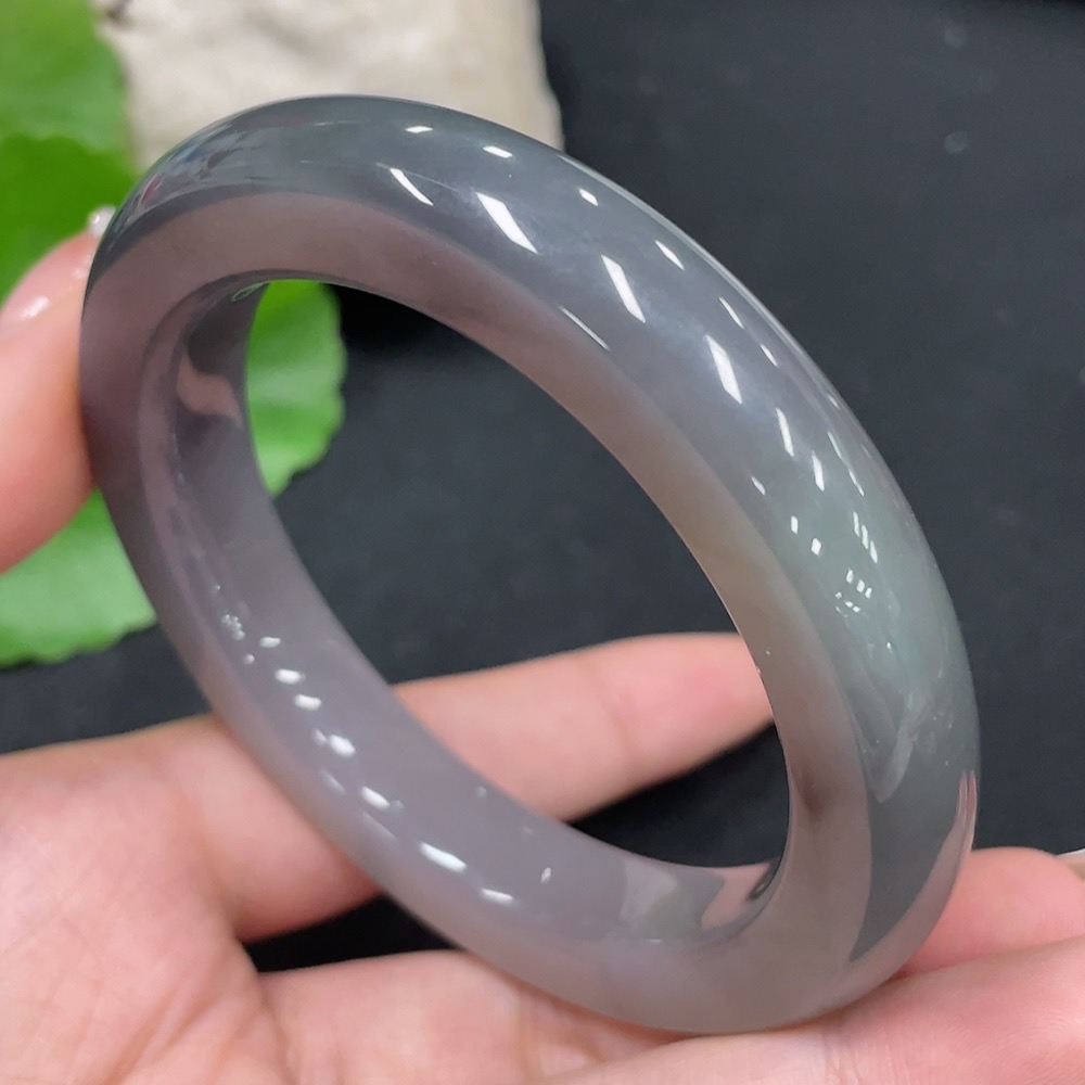H34053716 Hetian Jade Round Bangle Size 57.2 Total Weight Approx. 70.5g