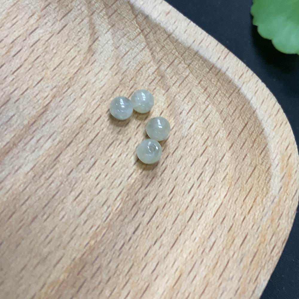 F27069164 Jadeite Cabochon Sell as a Lot