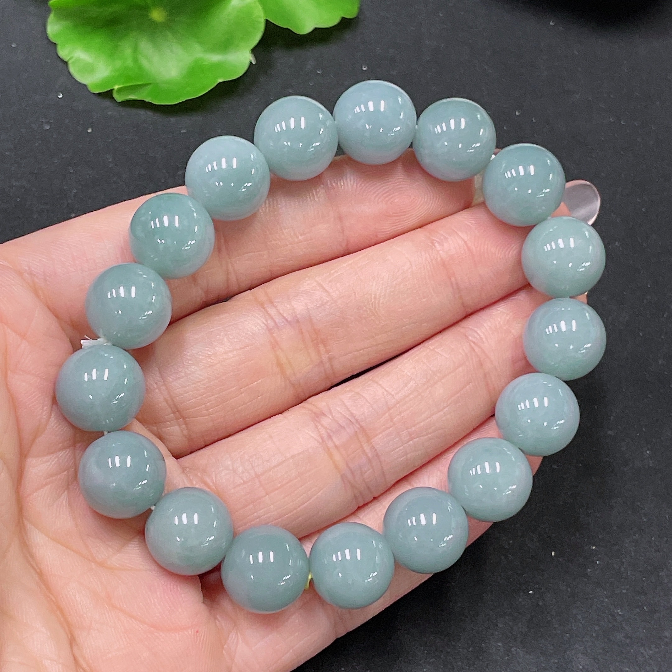 F34046544 Jadeite bracelet, approx. 11.8mm, total weight approx. 48.09g