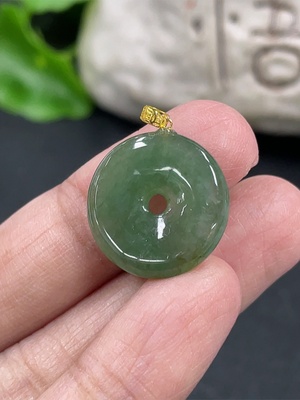 F43156426 Jadeite Peace Knot Pendant Total Weight Approx. 2.48g 18k Gold Clasp