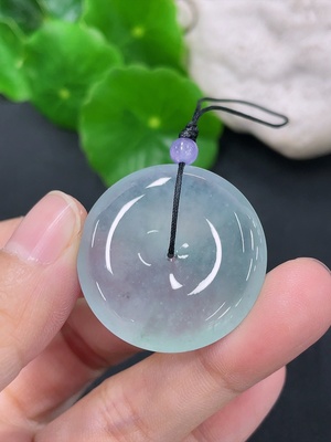 F43139598 翡翠平安扣挂件 货品总重约9g 配珠非A