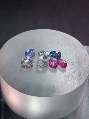 C34950339 Sapphire Rough Stone, Total Weight Approx. 4.92g, Sell as a Lot