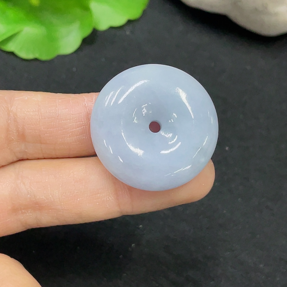 F30564212 JadeitePeace Pendant