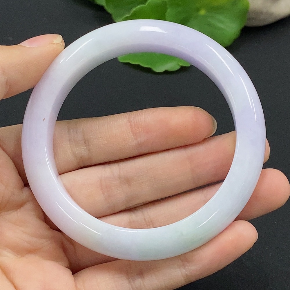 F33833460 Jadeite Round Bracelet, Size 55.4, Total Weight Approx. 59.88g