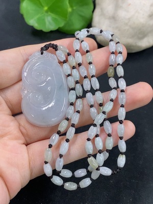 F46572419 翡翠如意挂件 货品总重约24.02g