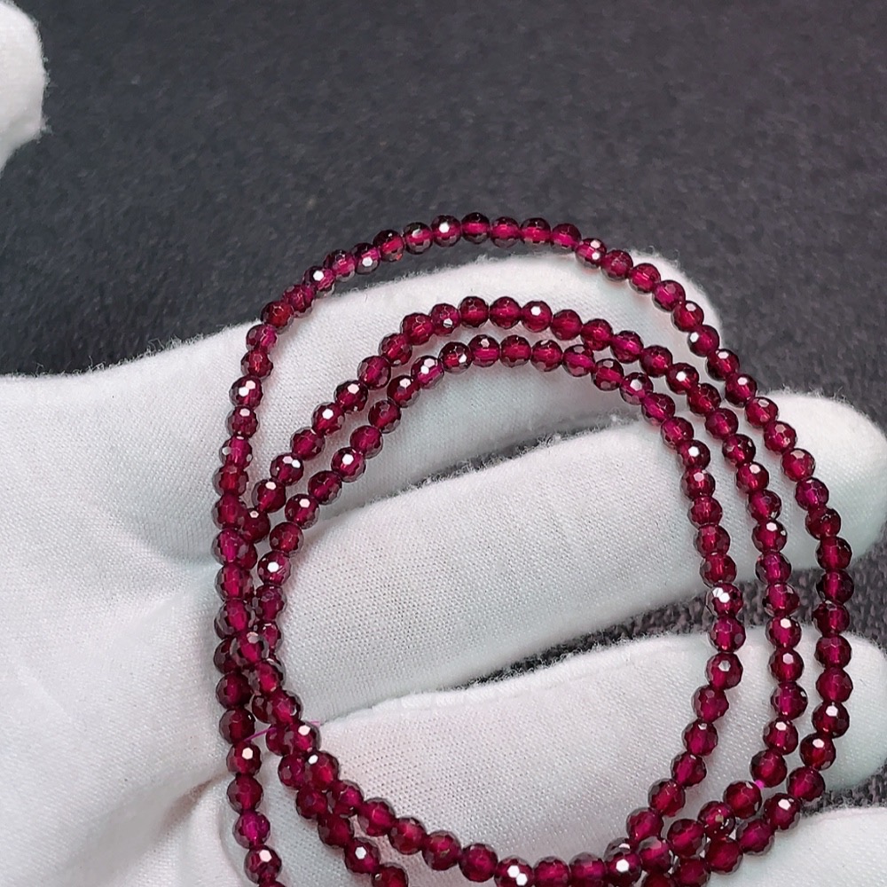 C35092233 Garnet bead strand, total weight approximately 12.36g, size about 3.3mm