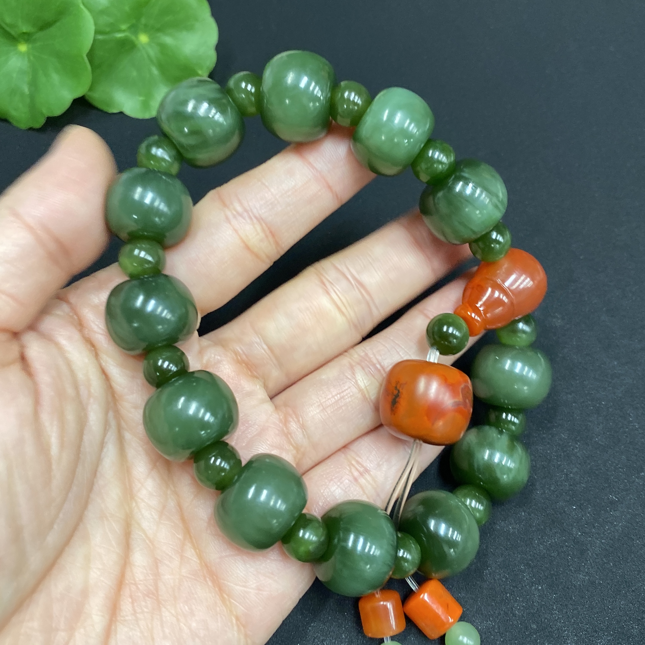 H33859085 Hetian Jade Bracelet 15/7.2mm Approx. Total Weight About 90.3g with Southern Red Agate