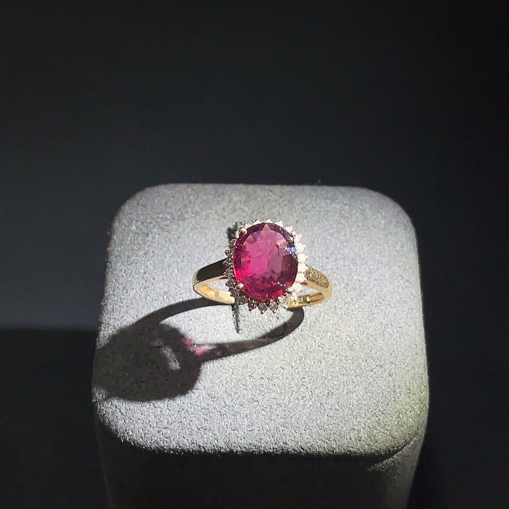 C20255962 Tourmaline Inlaid Ring 18K Gold Size 14 Total Weight Approx. 2.63g Hallmark 2.32ct