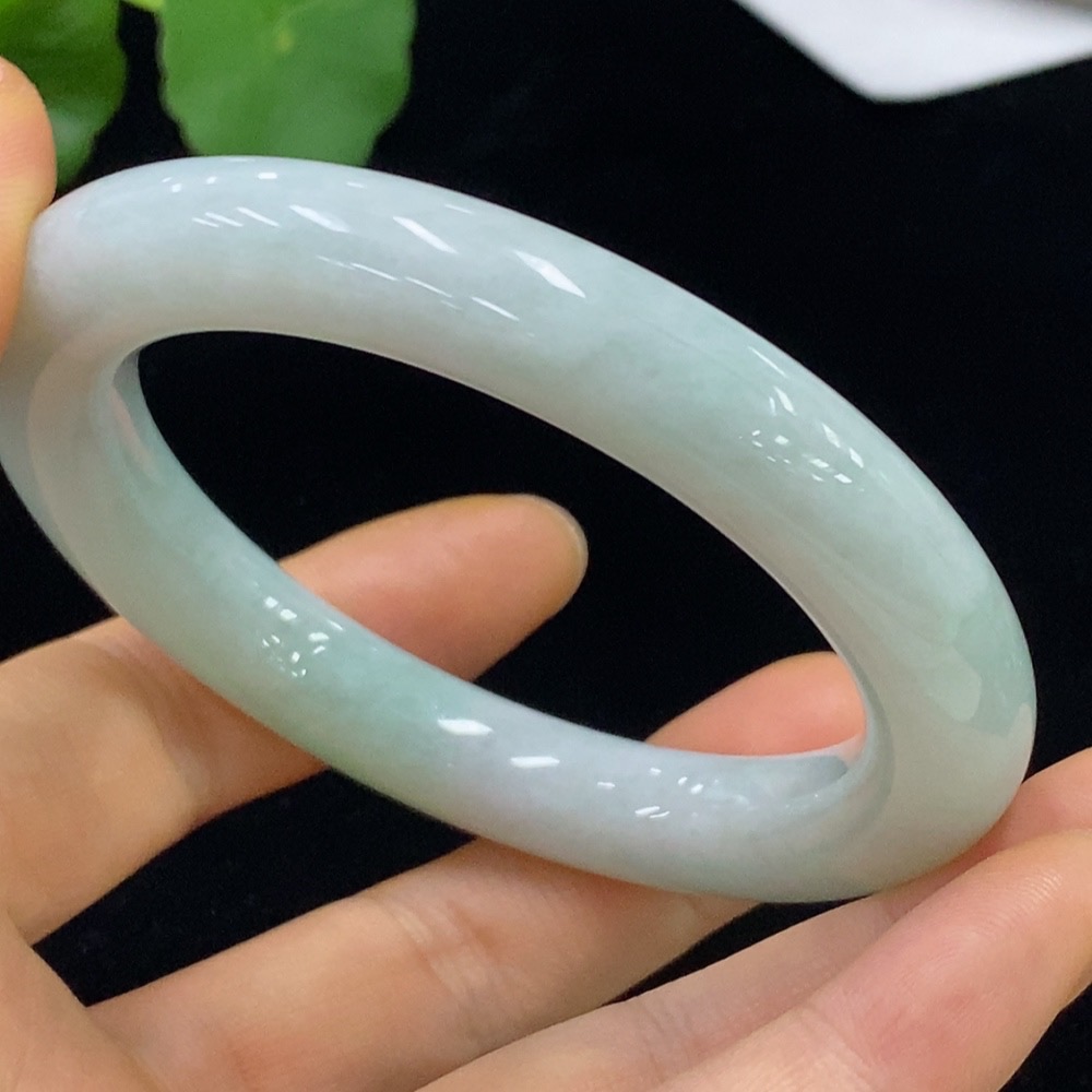 F35095150 Jadeite Round Bangle Size 56.8 Total Weight Approx. 68.04g