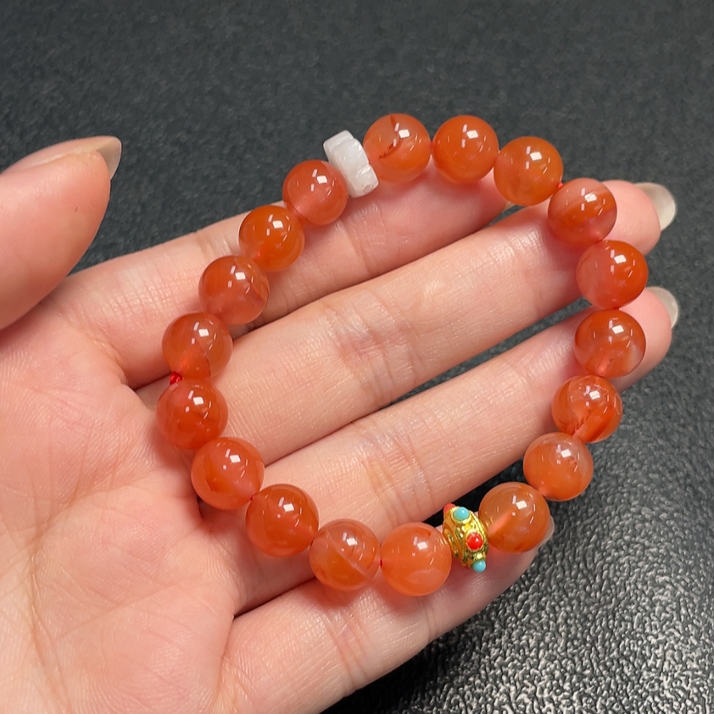 C32816077 Red Agate Bracelet with Visible Organic Matter, Total Weight Approx. 20.46g, Bead Size 9.3mm, Paired with Jadeite, Non-Gold