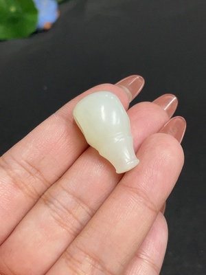 H34054671 Hetian Jade Pendant  Triple Pass  Total Weight: Approx. 6.2g