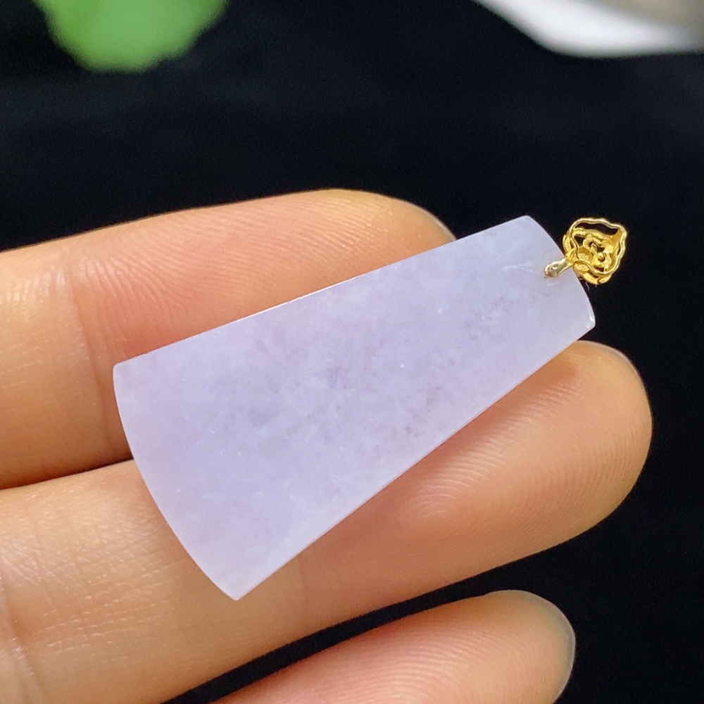 F34024150 Jadeite Plain Pendant with 18K Gold Clasp Total Weight Approx. 2.2g