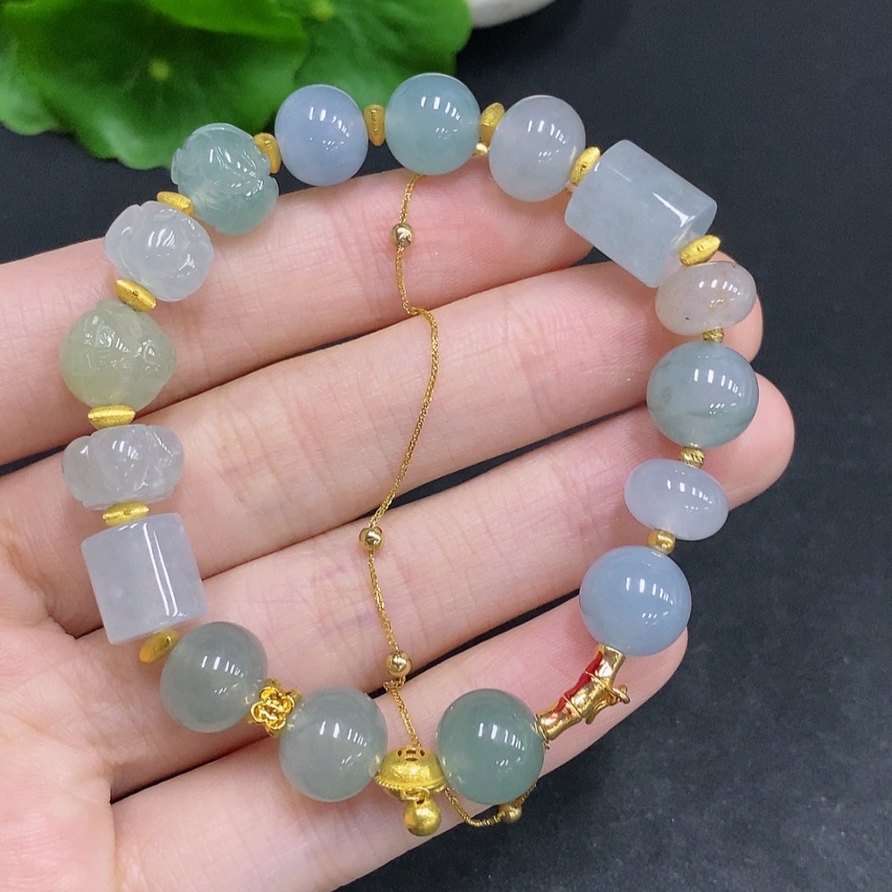 F33941168 Jadeite Bracelet Suspected Red Marked as Gold-Plated, Chain Unmarked Surface Gold Content 75%, Other Unmarked Surfaces Gold Content 63%, Total Weight Approx. 25.7g, Size 9.9mm