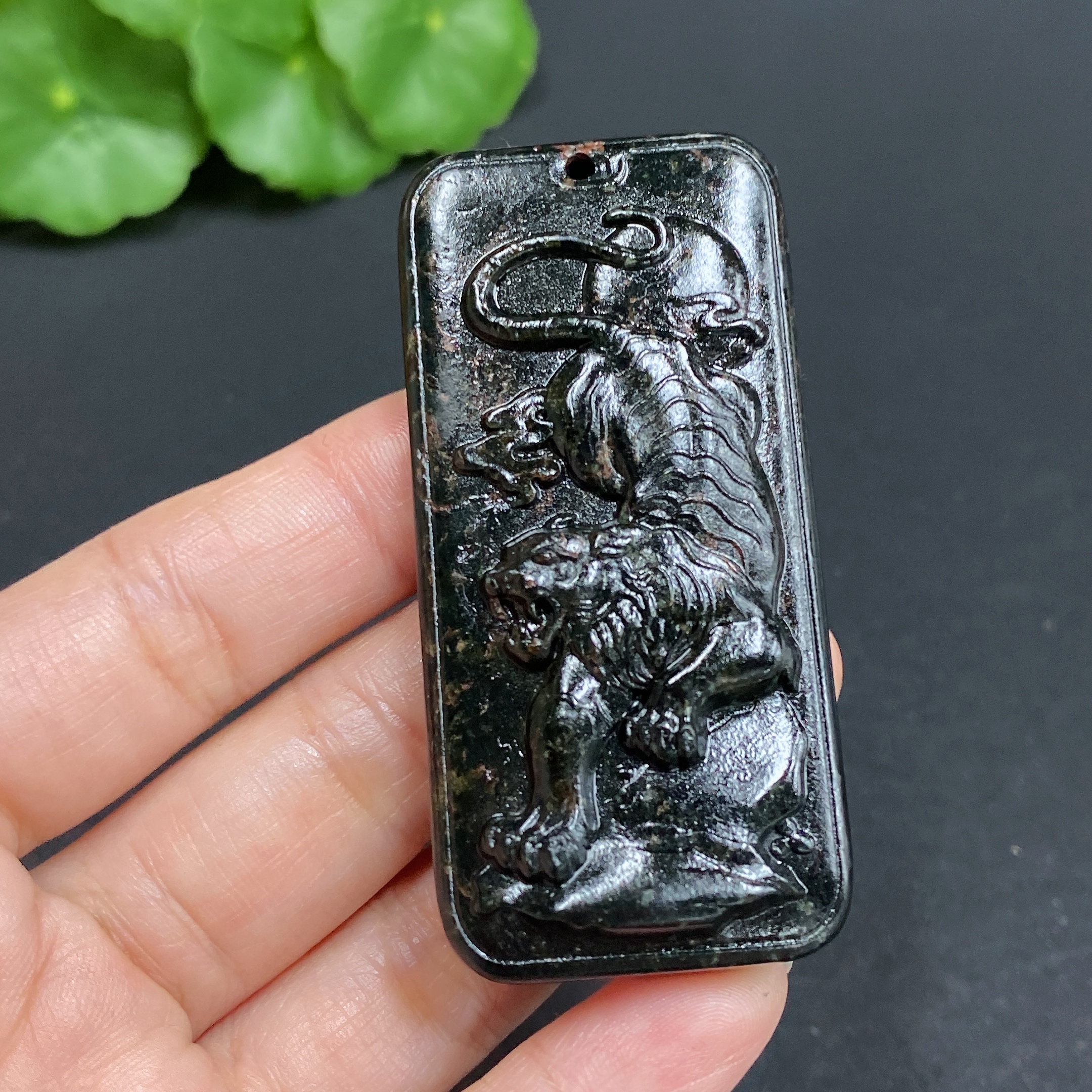 H27085546 Hetian Jade Pendant Tiger Plaque Undetermined Skin Color Formation Total Weight Approx. 42.9g