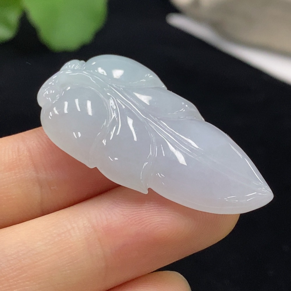 F31586958 Jadeite Leaf Pendant Total Weight Approx. 7.24g