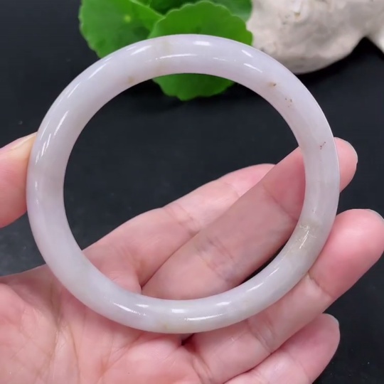 F31674660 JadeiteRound Bangle, Size 56, Total Weight Approx. 35.4g