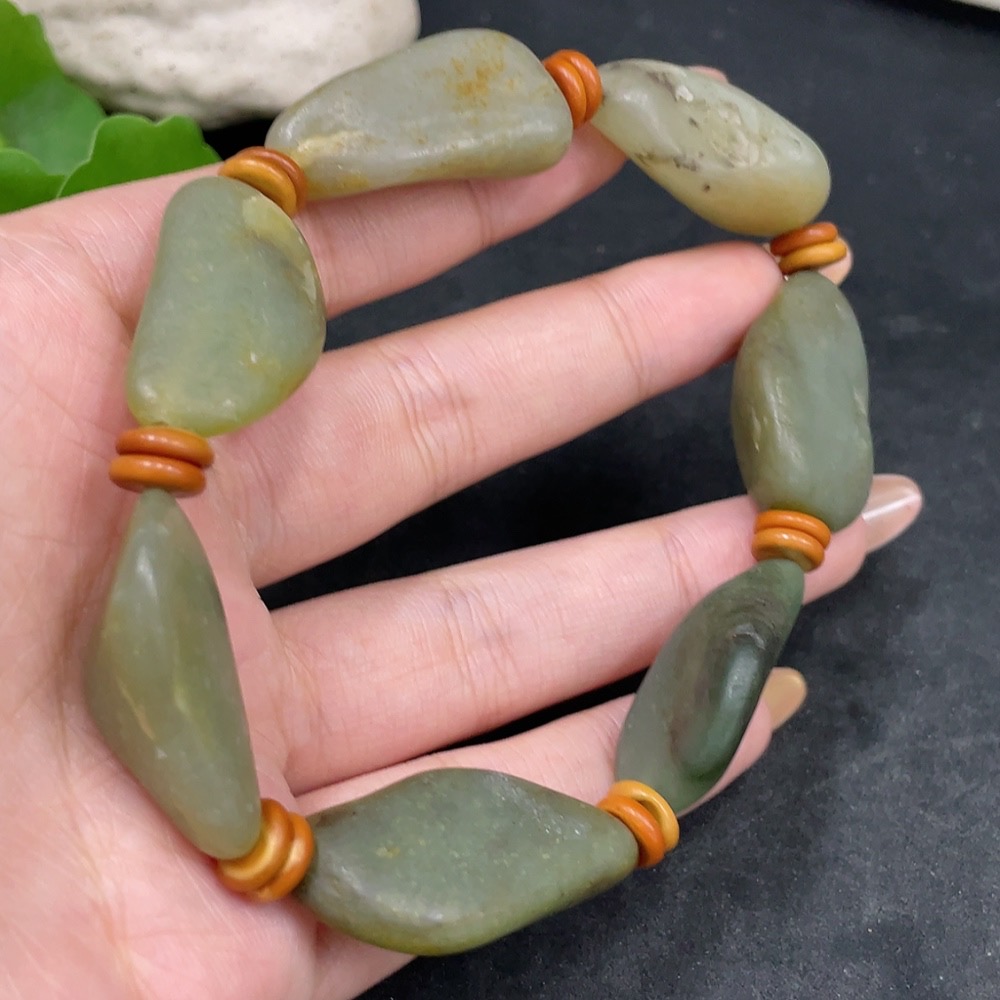 H32751306 Hetian Jade Bracelet, Undetermined Skin Color Origin, Non-Hetian Jade Beads, Contains Other Mineral Components, Total Weight Approximately 55.8g