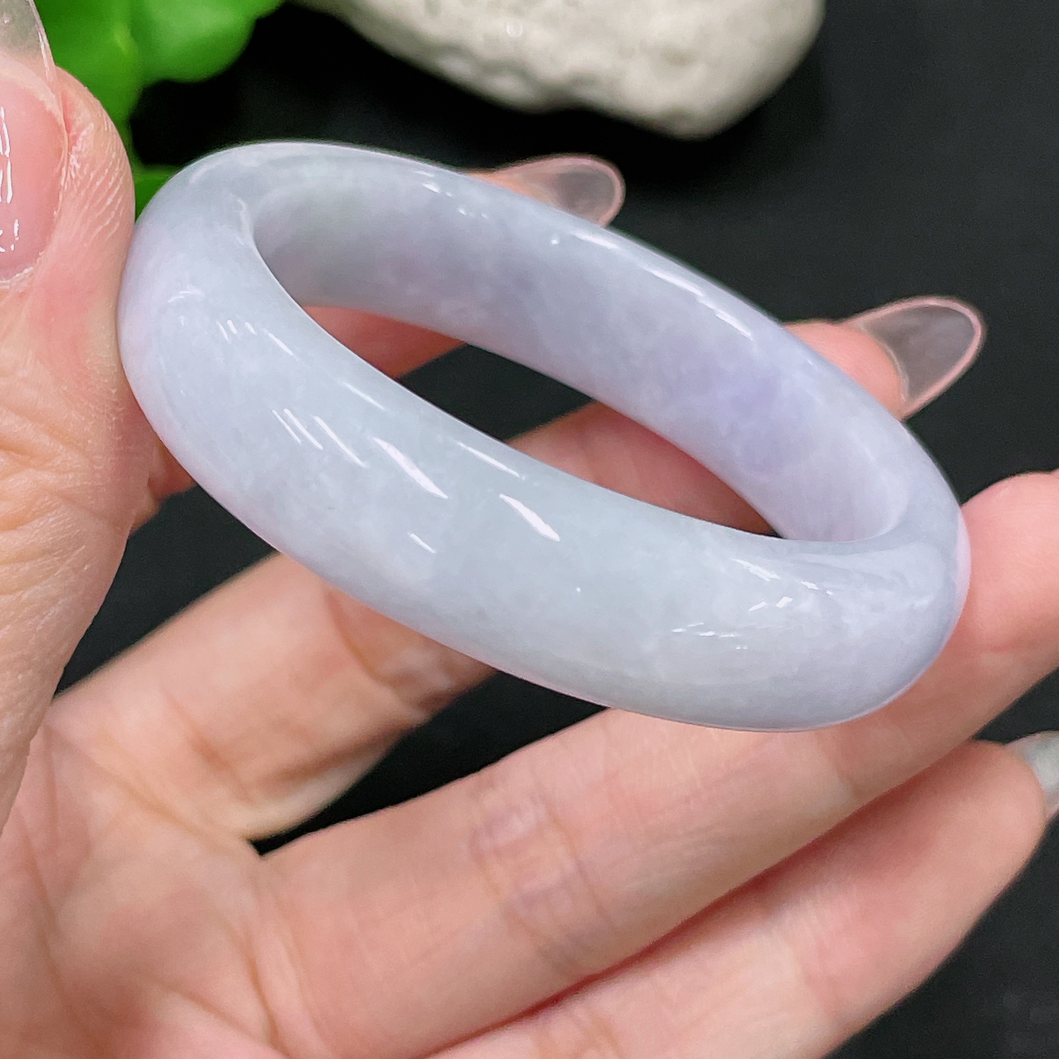 F34958444 Jadeite Imperial Concubine Bracelet Size 49.3/43.7 Total Weight Approx. 39.7g