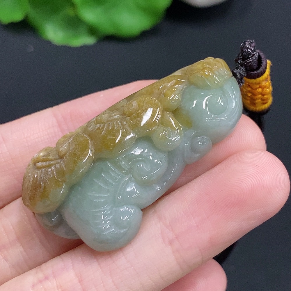F30513679 JadeiteRuyi Pendant