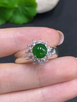 F34034300 Jadeite Cabochon Non-Gold Inlaid Total Weight Approx. 12.4g