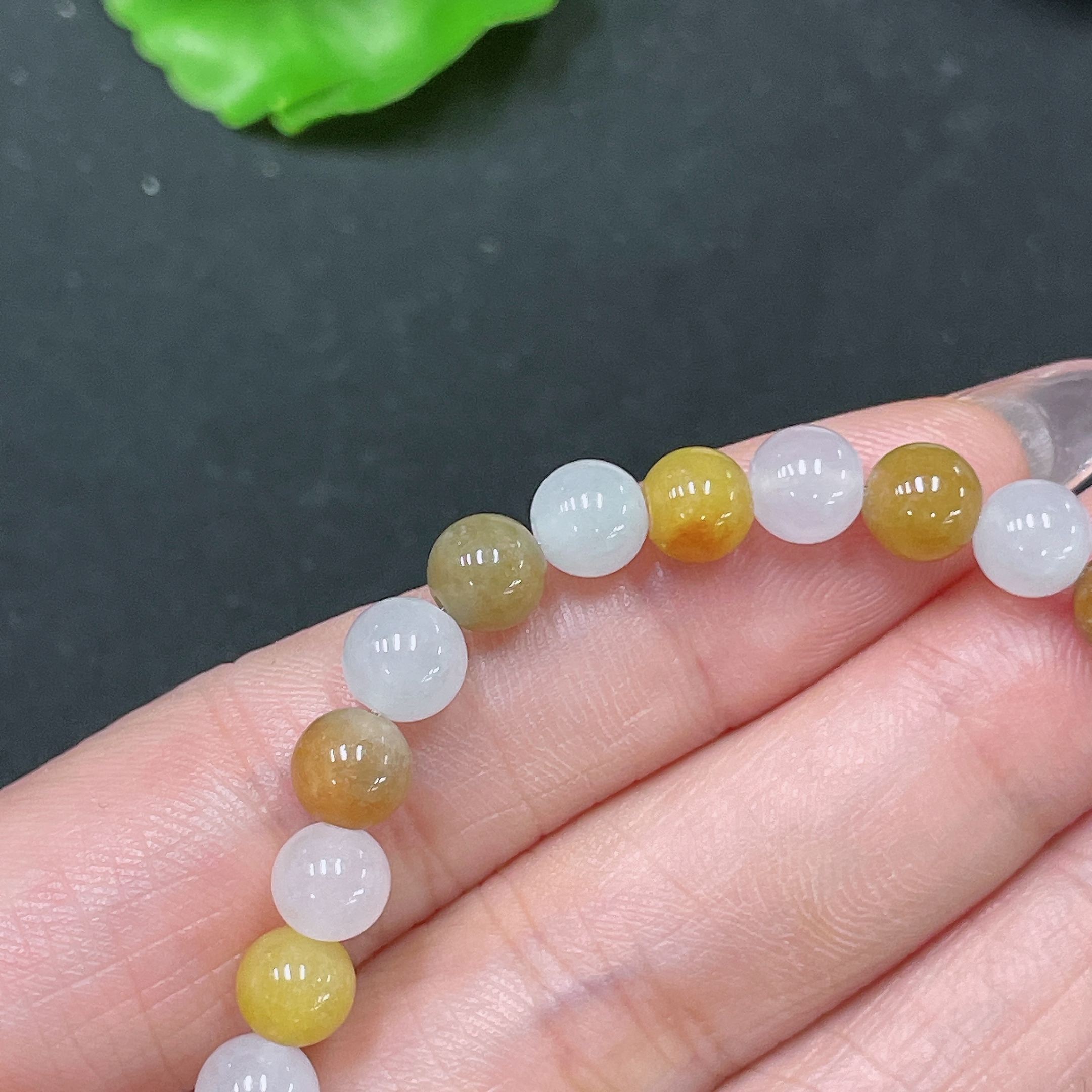 F34021844 Jadeite Beads Yellow Red Color Origin Undetermined Total Weight Approx.12.4g Size Approx.6.1mm