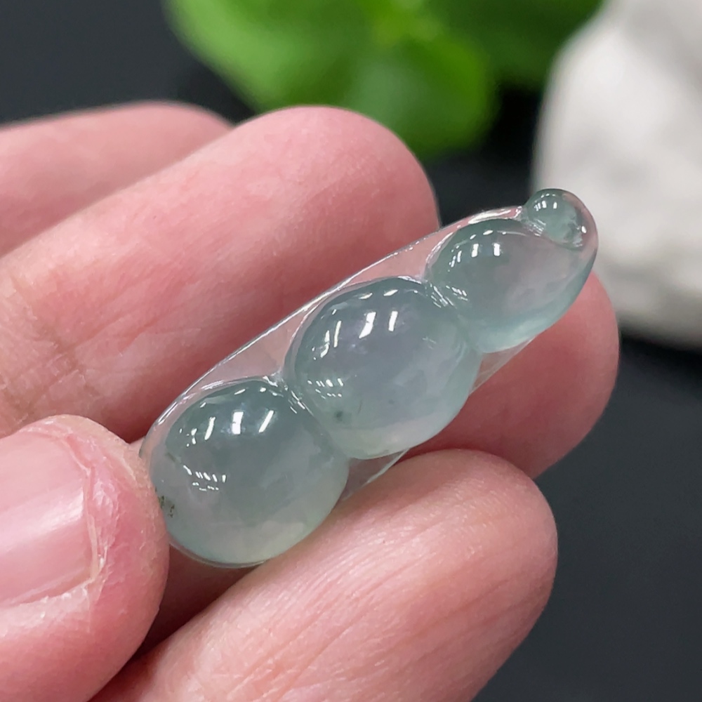 F34019547 Jadeite Fu Dou Pendant Total Weight About 3.2g