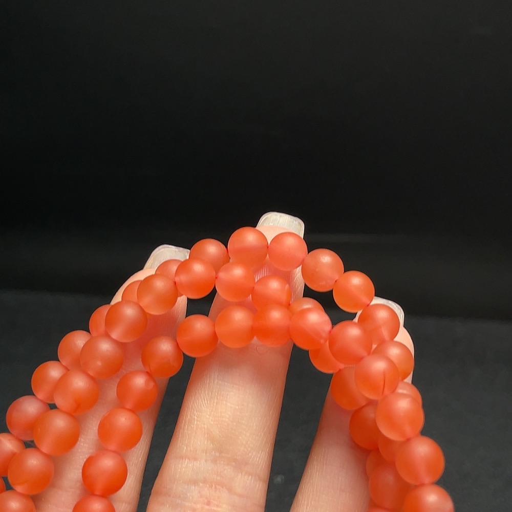 C27133040 South Red Agate Bead Strand Approximately 6.6mm Total Weight About 43.41g Visible Organic Matter