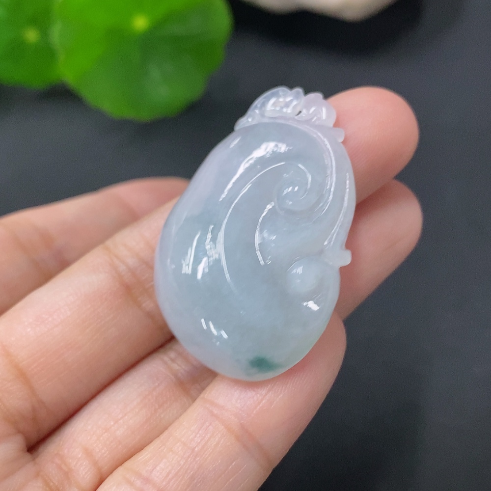 F32711551 JadeiteRuyi Pendant
