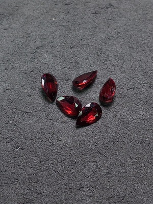 C33855621 Garnet Loose Stone Total Weight Approx.4.695ct Sell as a Lot