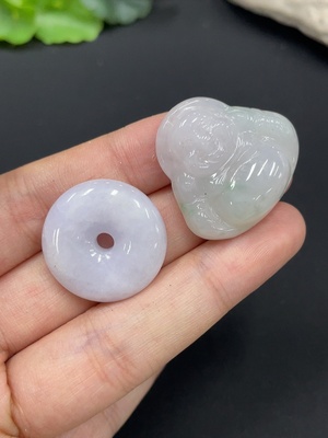F24788659 翡翠挂件 一手走