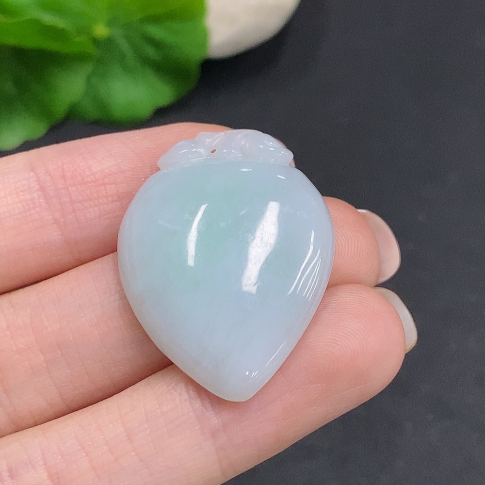 F34060699 Jadeite Peach Pendant Total Weight Approx. 8.2g
