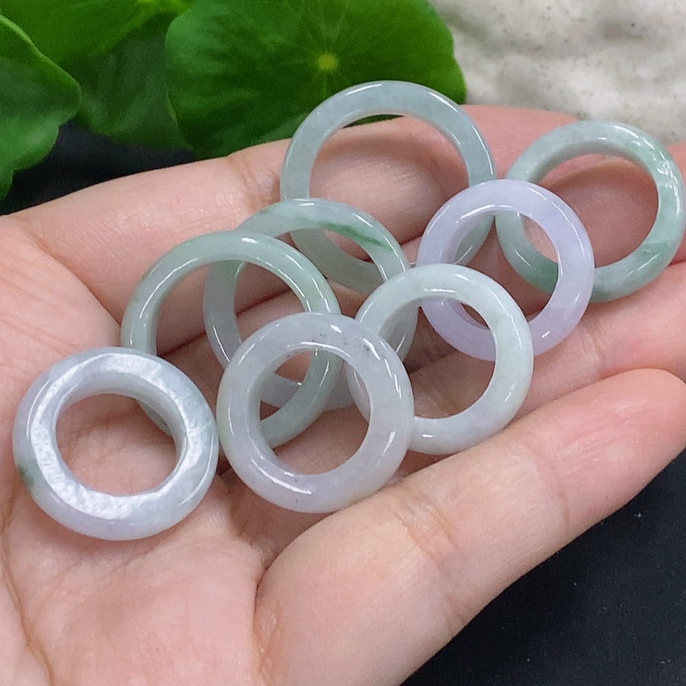 F34962127 Jadeite Pendants Sell as a Lot