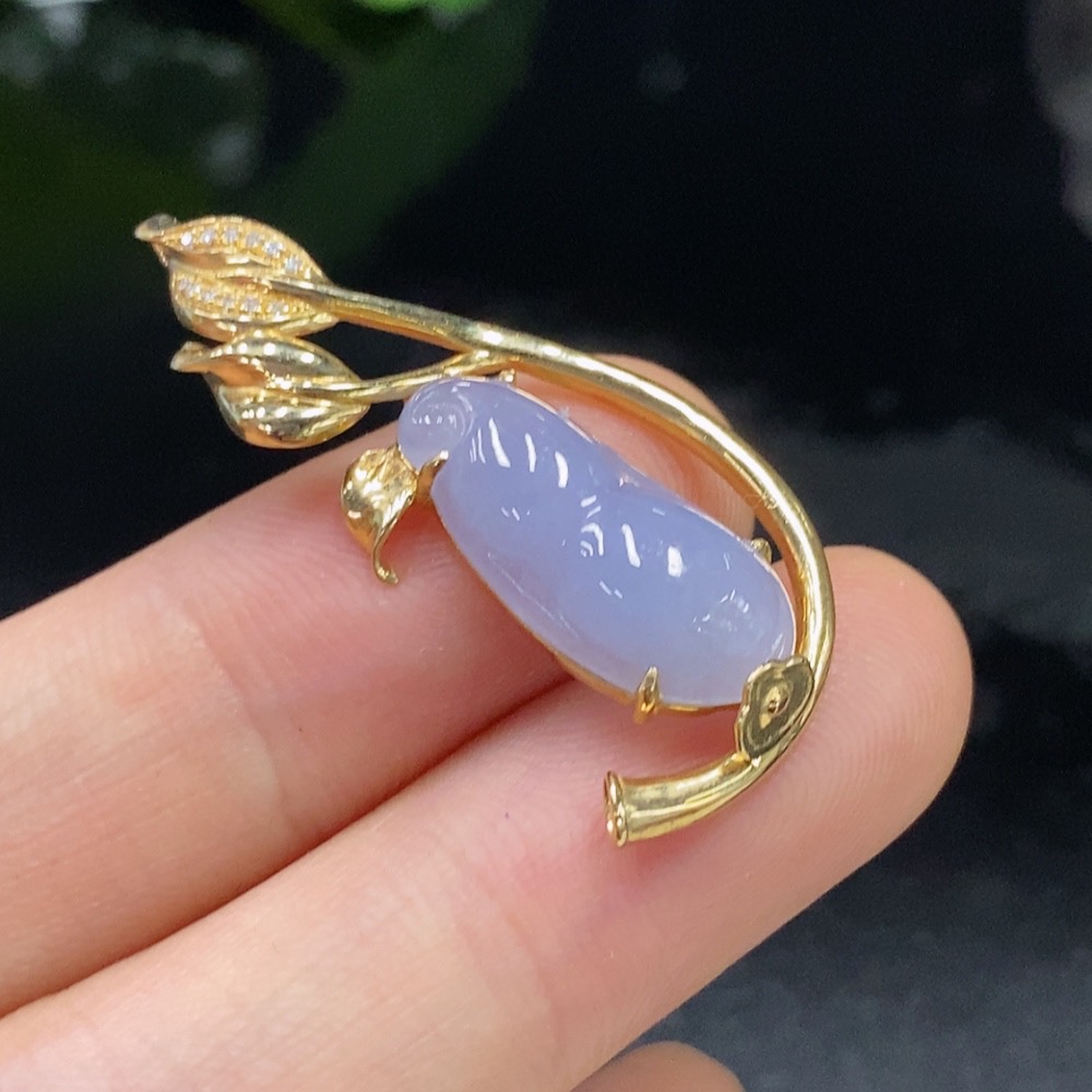 F27143384 Jadeite Inlaid Piece, 18K Gold Setting with Diamond Accents, Total Weight Approx. 3.05g